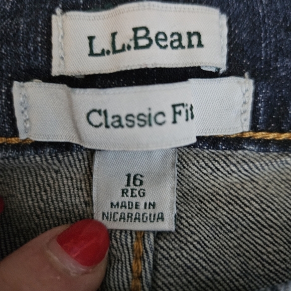 L.L. Bean Womens Classic Fit Blue Jeans Sz 16 - Picture 6 of 11